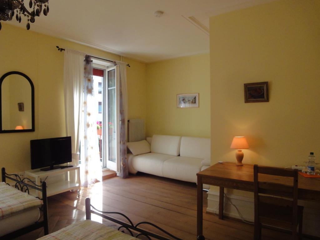 3 Camere Basilej Pokoj fotografie